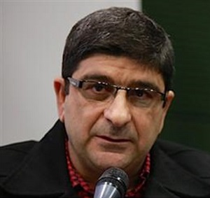 مصطفی مستور